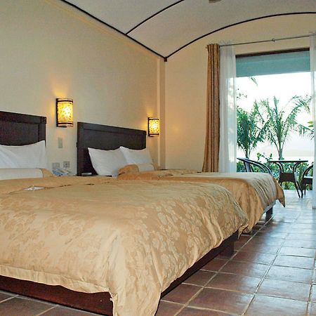 Camayan Beach Resort Hotel Subic Bay Eksteriør bilde