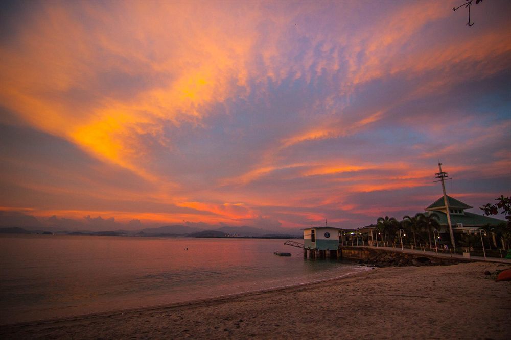 Camayan Beach Resort Hotel Subic Bay Eksteriør bilde