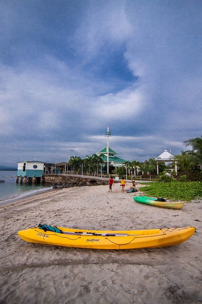Camayan Beach Resort Hotel Subic Bay Eksteriør bilde